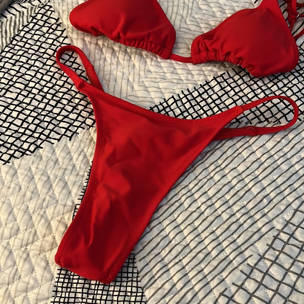Amazon Red 2 piece thong bikini. - Picture 5 of 5